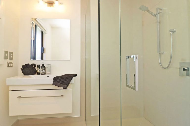 Photo of property in 2 Mcmullan Place, Oamaru North, Oamaru, 9400