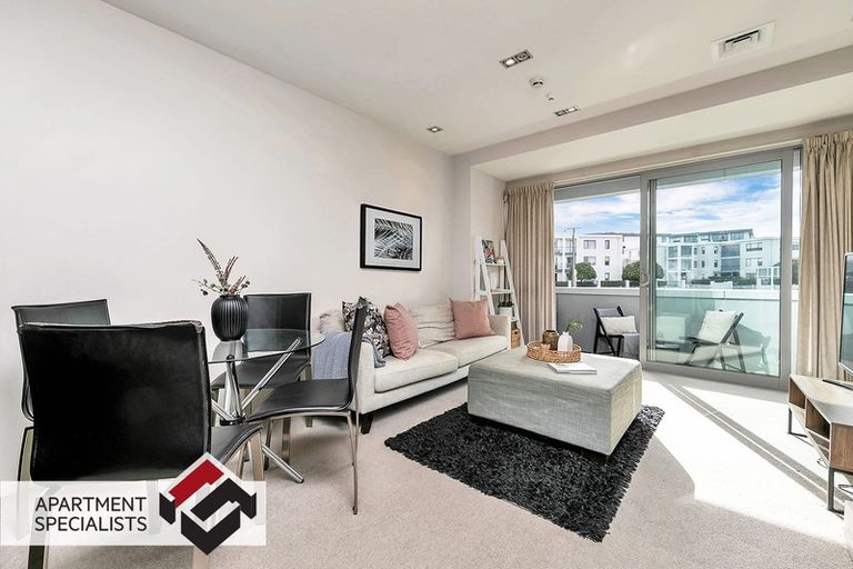 Photo of property in Shoal Haven Apartments, 112a/130 Anzac Street, Takapuna, Auckland, 0622