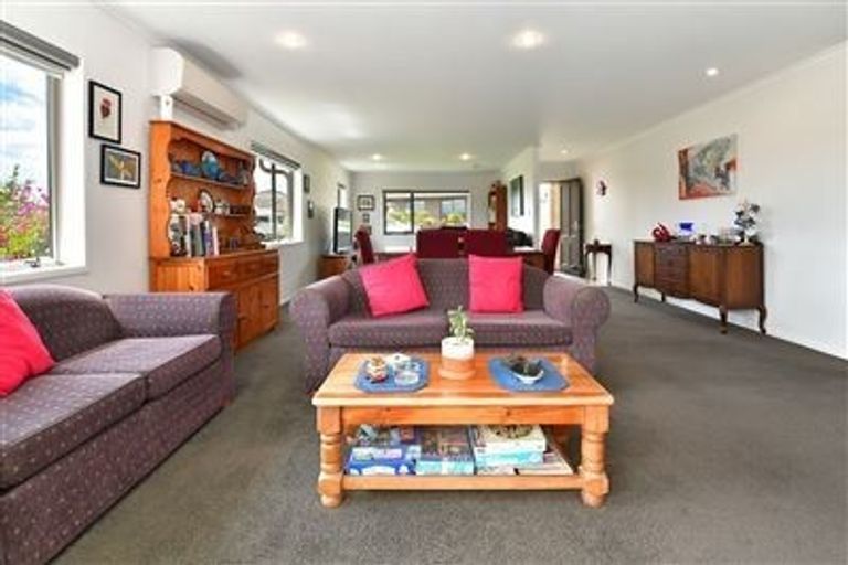 Photo of property in 14 Oliver Street, Warkworth, 0910