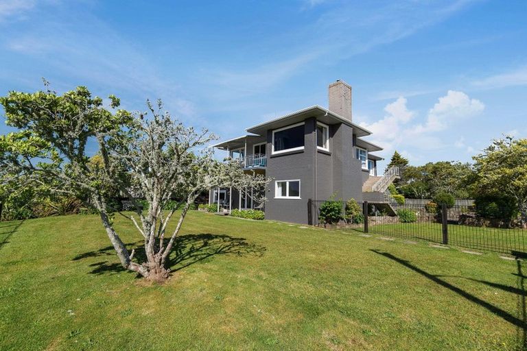 Photo of property in 81 Robinson Avenue, Holdens Bay, Rotorua, 3010