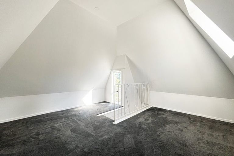 Photo of property in 4/24 Parliament Street, Melling, Lower Hutt, 5010