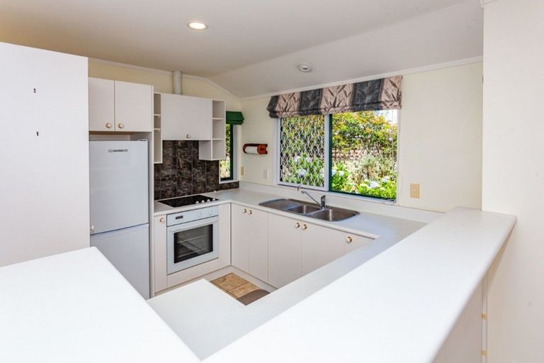 Photo of property in 124a Avalon Place, Whangamata, 3620