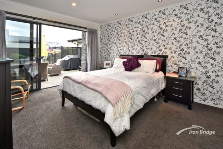 Photo of property in 70 Bluestone Drive, Parklands, Christchurch, 8083