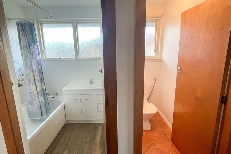 Photo of property in 2/29 Wainoni Road, Wainoni, Christchurch, 8061