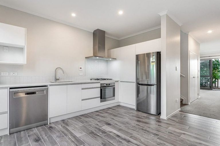 Photo of property in 44 Pukewhero Rise, Westgate, Auckland, 0614