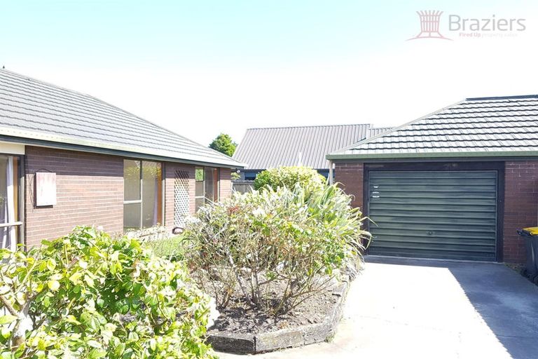 Photo of property in 2/14 Arkwright Place, Halswell, Christchurch, 8025