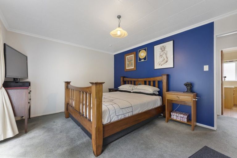 Photo of property in 79a Macarthur Street, Levin, 5510