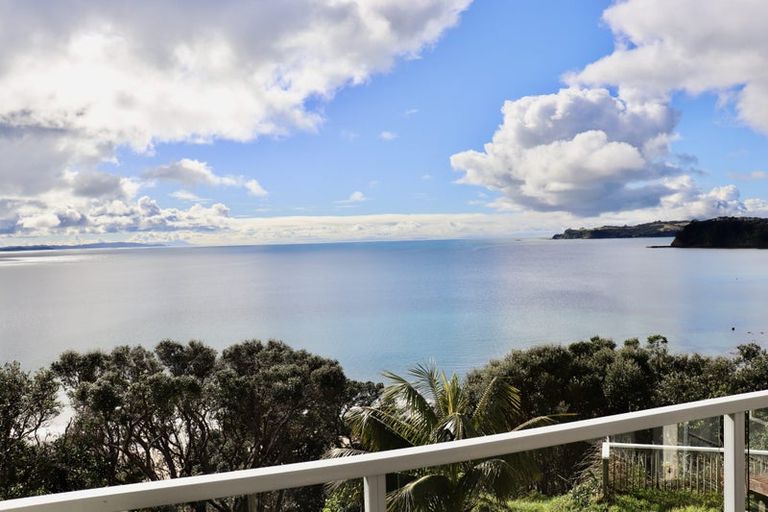 Photo of property in 232 Vipond Road, Stanmore Bay, Whangaparaoa, 0932