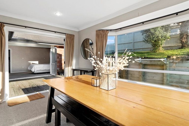 Photo of property in 2 Harbourside Way, Welcome Bay, Tauranga, 3112