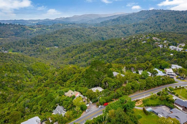 Photo of property in 1094 Scenic Drive North, Swanson, Auckland, 0816