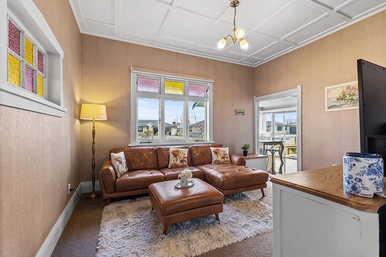 Photo of property in 72 Kenrick Street, Te Aroha, 3320