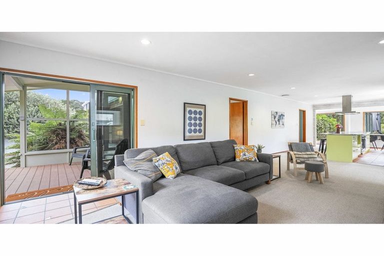 Photo of property in 400 Leigh Road, Whangateau, Warkworth, 0985