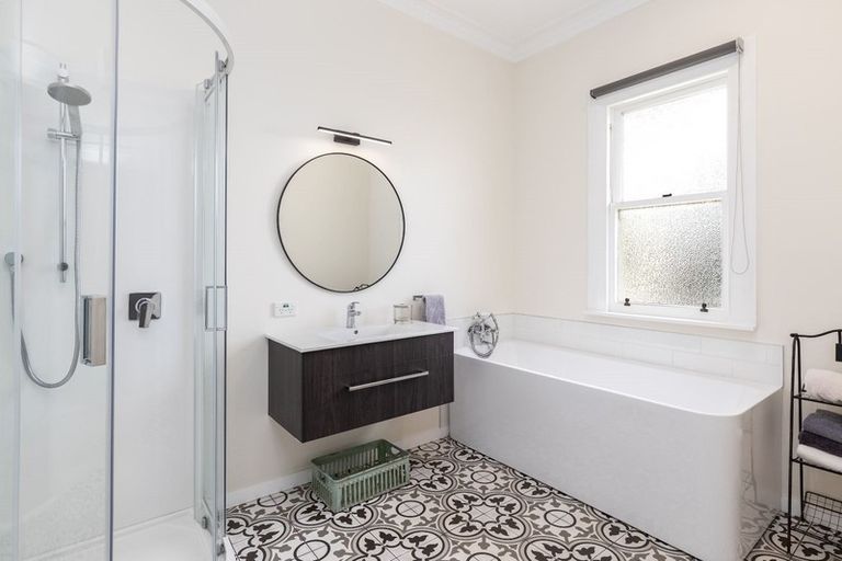 Photo of property in 2 Weld Street, Blenheim, 7201