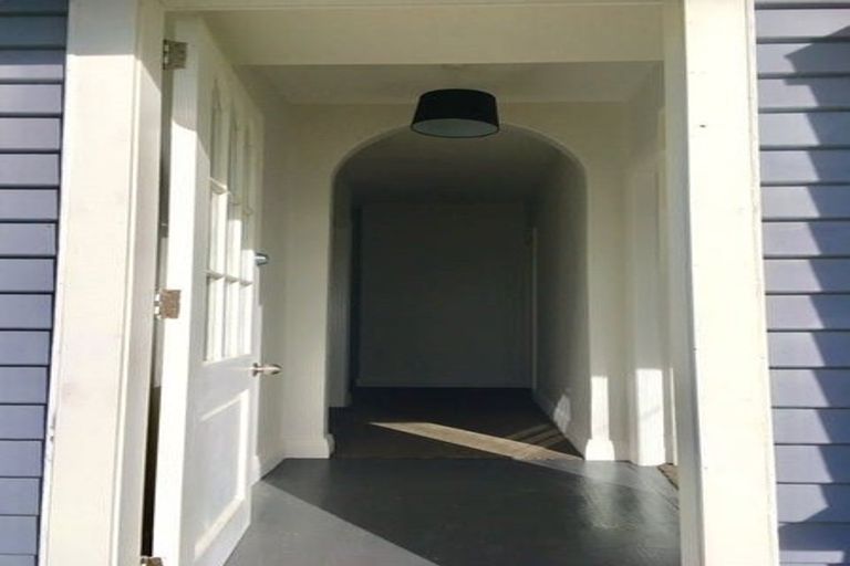 Photo of property in 19 Ashton Terrace, Castlecliff, Whanganui, 4501