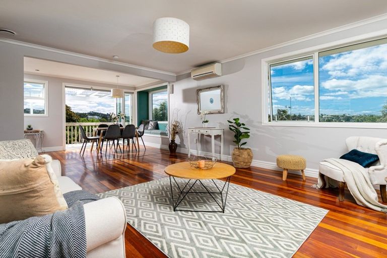 Photo of property in 90 Deep Creek Road, Torbay, Auckland, 0630