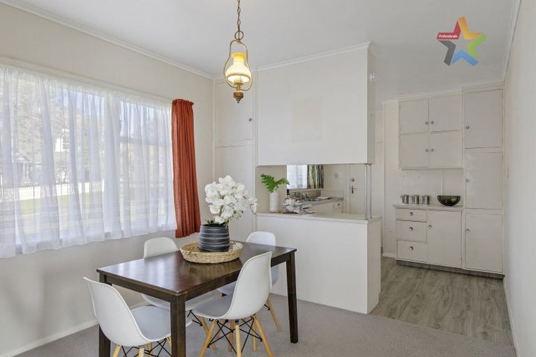 Photo of property in 58 Holborn Drive, Stokes Valley, Lower Hutt, 5019