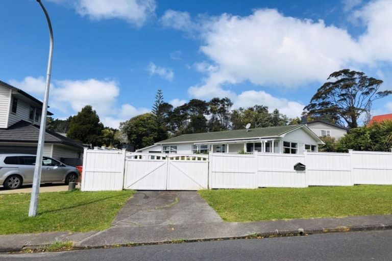 Photo of property in 1 Mawson Avenue, Torbay, Auckland, 0630