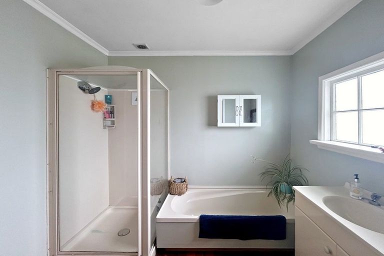 Photo of property in 67 Grange Street, Winton, 9720