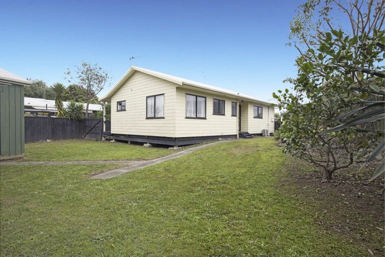 Photo of property in 3 Dennis Taylor Court, Paraparaumu, 5032