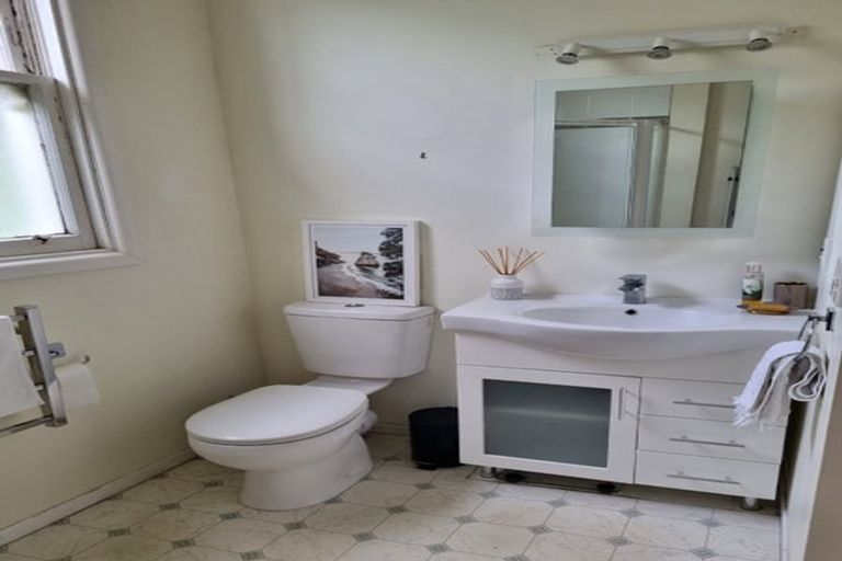 Photo of property in 83 Pirie Street, Mount Victoria, Wellington, 6011