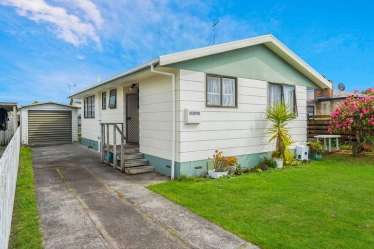 Photo of property in 123b Avalon Drive, Nawton, Hamilton, 3200