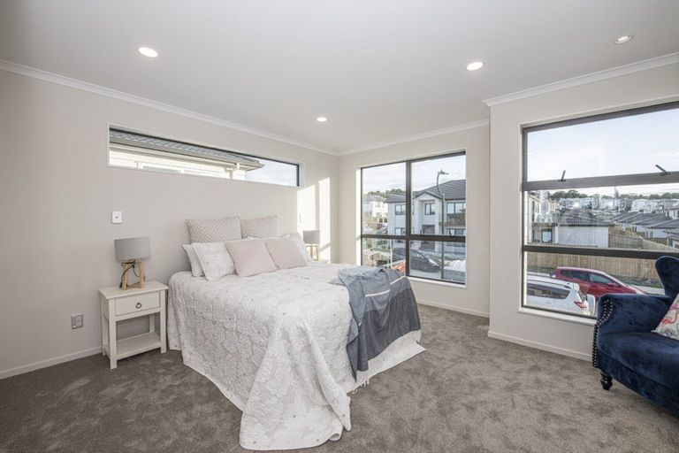 Photo of property in 54 Tir Conaill Avenue, Flat Bush, Auckland, 2019