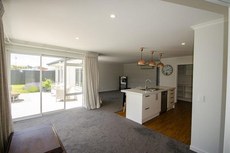 Photo of property in 10 Phoenix Place, Cromwell, 9310