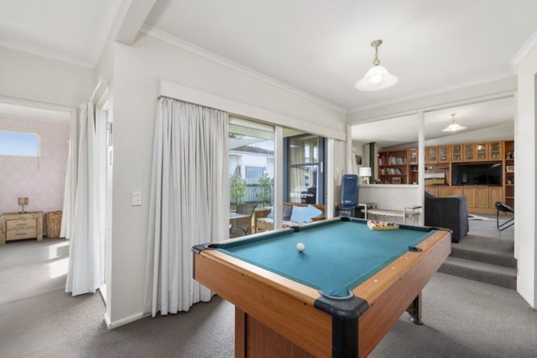 Photo of property in 111 Havelock Road, Havelock North, 4130