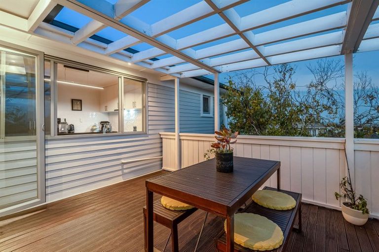 Photo of property in 1/23 Monarch Avenue, Hillcrest, Auckland, 0627