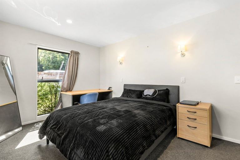 Photo of property in 13a Avalon Crescent, Fernhill, Queenstown, 9300