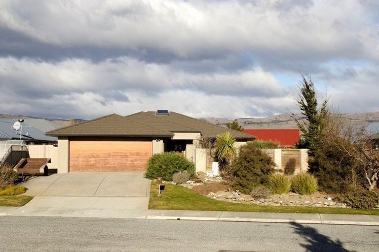 Photo of property in 15 Larch Crescent, Alexandra, 9320