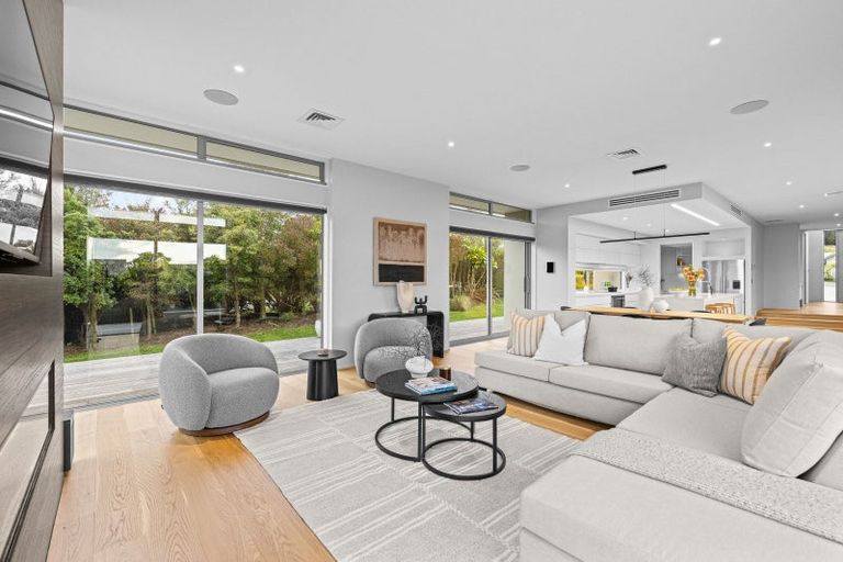 Photo of property in 2 Aglaia Place, Cracroft, Christchurch, 8022