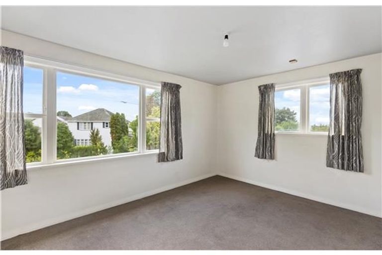 Photo of property in 2/5 Tara Street, Riccarton, Christchurch, 8041