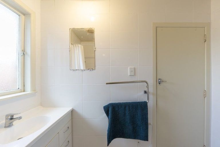 Photo of property in 160a Old Farm Road, Hamilton East, Hamilton, 3216