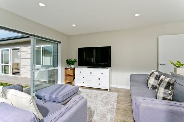 Photo of property in 1 Lancewood Lane, Kaukapakapa, Helensville, 0875