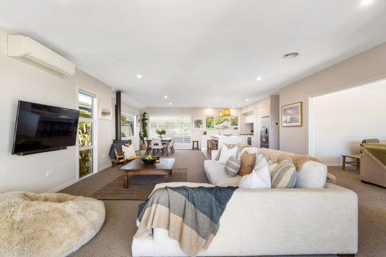 Photo of property in 61 Arataki Road, Havelock North, 4130