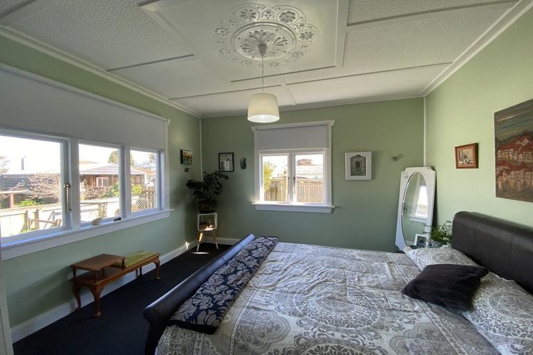 Photo of property in 7 Carey Street, Waitara, 4320
