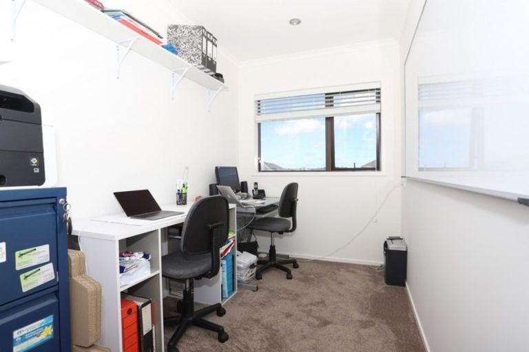 Photo of property in 68 Manuel Road, Silverdale, 0932