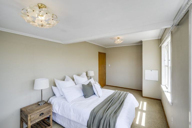 Photo of property in 42 King Street, Taradale, Napier, 4112