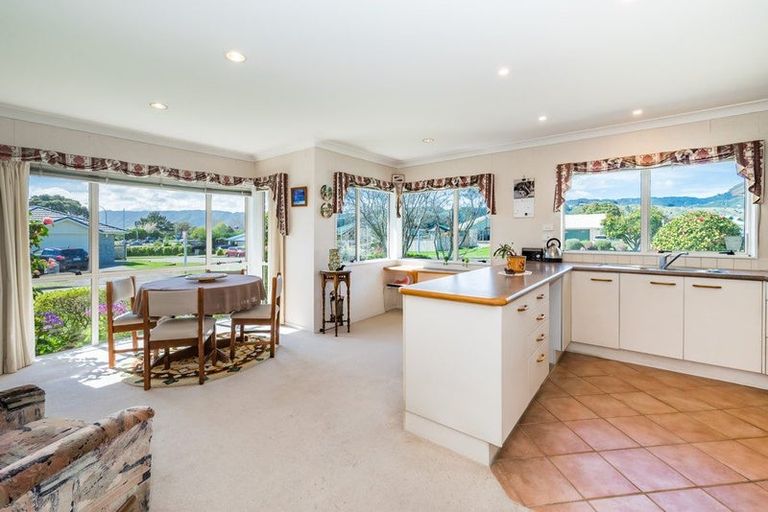 Photo of property in 1 Harvest Court, Paraparaumu, 5032