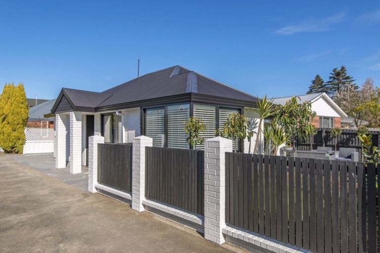 Photo of property in 10 Blighs Road, Strowan, Christchurch, 8052