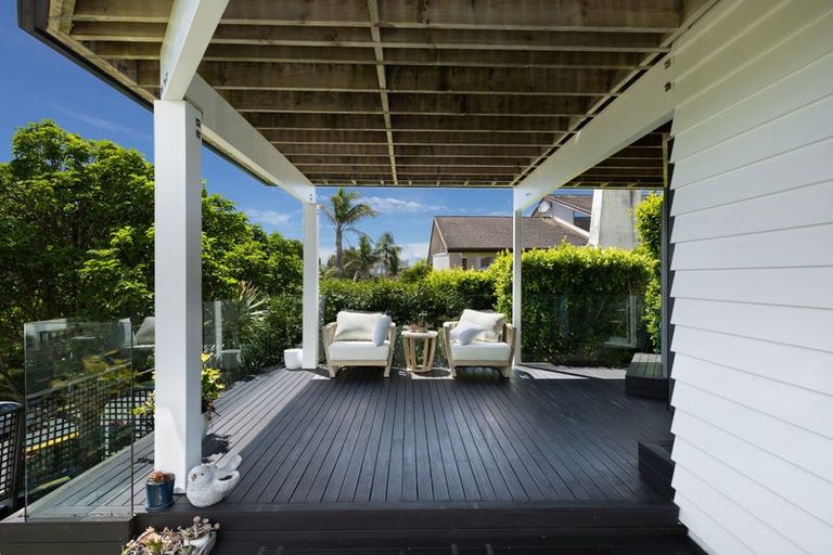 Photo of property in 1/60 Penzance Road, Mairangi Bay, Auckland, 0630