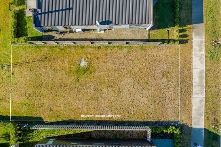 Photo of property in 32 Obelisk Street, Wanaka, 9305