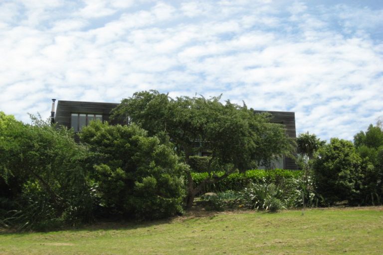 Photo of property in 96 Taylors Mistake Road, Scarborough, Christchurch, 8081