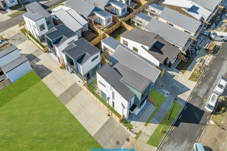 Photo of property in 24 John Gray Street, Papakura, 2110