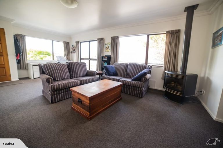 Photo of property in 5 Linda Place, Saint Johns Hill, Whanganui, 4501