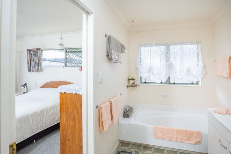 Photo of property in 1184 River Road, Flagstaff, Hamilton, 3210