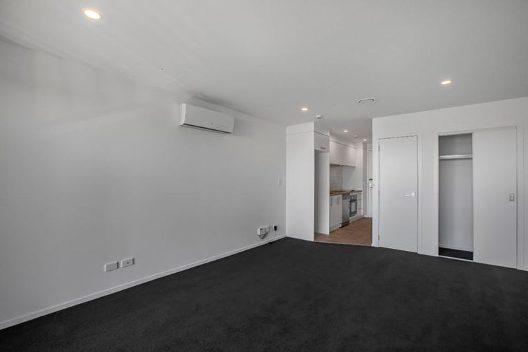 Photo of property in 5/61 Pragma Rise