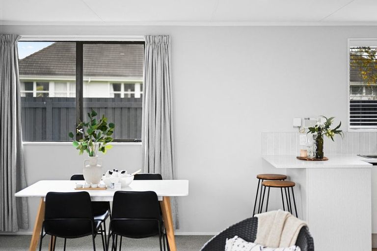 Photo of property in 13b Hockin Place, Fairfield, Hamilton, 3214