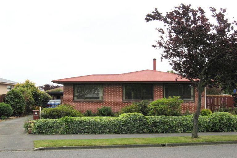 Photo of property in 25 Toorak Avenue, Avonhead, Christchurch, 8042